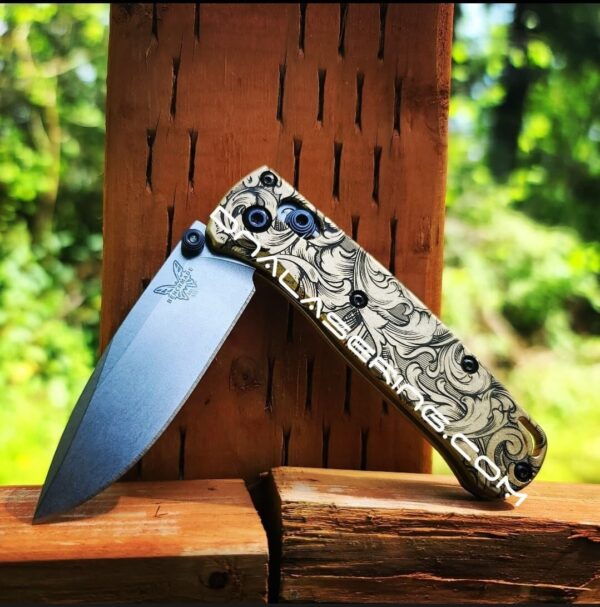 il_fullxfull.3939667999_caq5.jpg Leaf Scroll - MINI Benchmade Bugout Brass - Deep Laser Engraved Brass Scales - Flytanium Gear *Scales / knife handles Only*