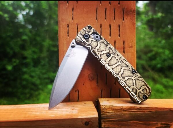 il_fullxfull.4005054569_fec8.jpg Snakeskin - Reptile Pattern - MINI Benchmade Bugout Brass - Deep Laser Engraved Brass Scales - Flytanium Gear *Scales / Knife handles Only*