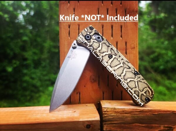 il_fullxfull.4611863664_8rzx.jpg Snakeskin - Reptile Pattern - MINI Benchmade Bugout Brass - Deep Laser Engraved Brass Scales - Flytanium Gear *Scales / Knife handles Only*
