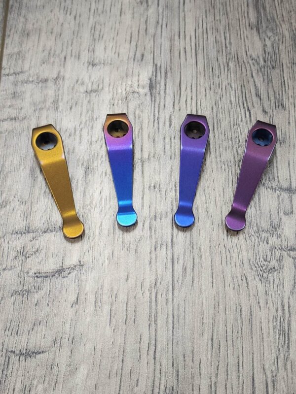 il_fullxfull.4641830586_bqa7.jpg LynchNW Spyderco - Standard - Anodized Titanium - Deep Carry Pocket Clip - Ano Finish - Bronze - Blurple - Fade - Purple - MADE in USA