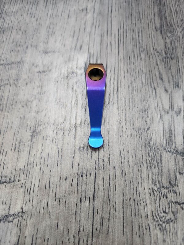 il_fullxfull.4689547837_dwdd.jpg LynchNW Spyderco - Standard - Anodized Titanium - Deep Carry Pocket Clip - Ano Finish - Bronze - Blurple - Fade - Purple - MADE in USA