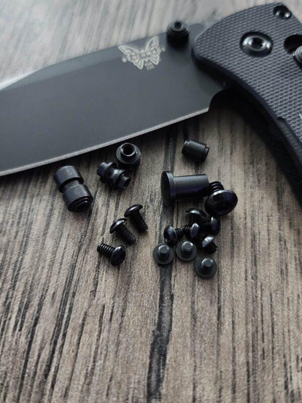 il_fullxfull.4929365170_jbco.jpg Benchmade Bugout & MINI Bugout - Replacement Screws Kit - Stainless Steel - Blacked Out