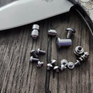 il_fullxfull.4929365730_ok48.jpg Benchmade Bugout & MINI Bugout - Replacement Screws Kit - Stainless Steel - Satin