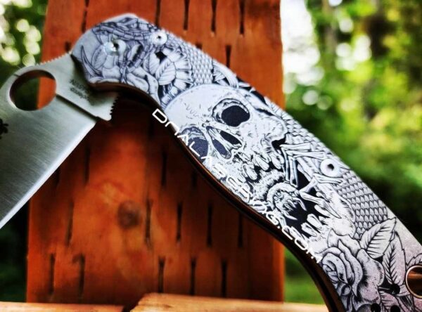 il_fullxfull.5131841785_r2n3.jpg Fearless Tarantula Inside Skull - Spyderco PM2 - Engraved PM2 Titanium Knife Scales - Paramilitary 2 EDC - Knife & Hardware Optional