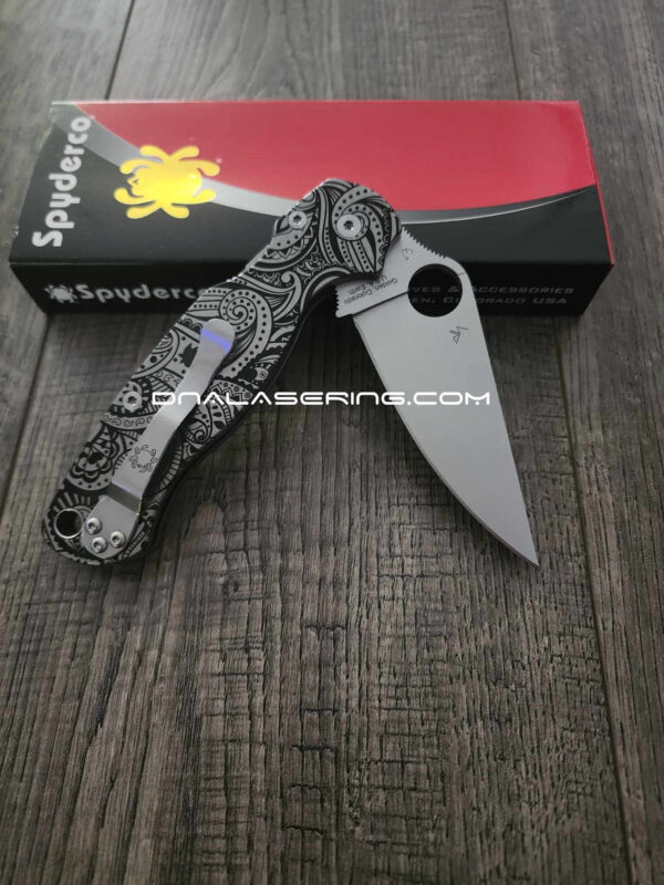 il_fullxfull.5161896546_q2ix.jpg Paisley Leaf - Spyderco PM2 - Engraved PM2 Titanium Knife Scales - Paramilitary 2 EDC - Knife & Hardware Optional Flytanium Gear