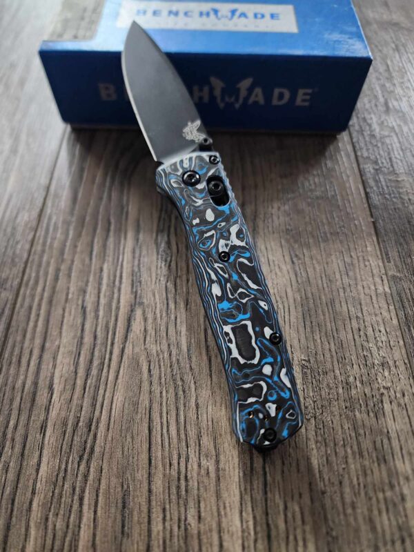 Benchmade Bugout Electric Blue Carbon Fiber Scales - No Lanyard - Deep Chamfer