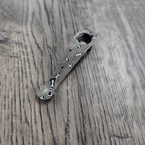 il_fullxfull.5840607991_22la.jpg LynchNW Spyderco Damascus pattern - With Screws - Titanium - Blacksmith Finish - Deep Carry Pocket Clip - PM2 - Yojimbo 2 - MADE In USA