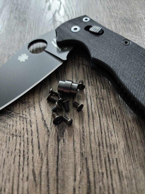 Spyderco Manix 2 - Titanium Hardware Kit - Black - Flytanium Gear