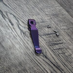 il_fullxfull.7556857078_qjb7.jpg Titanium Spyderco Shaman / Bodacious Deep Carry Pocket clip Anodized Purple - LynchNW - MADE IN USA - Edc