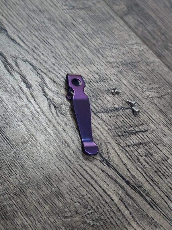 il_fullxfull.7556857078_qjb7.jpg Titanium Spyderco Shaman / Bodacious Deep Carry Pocket clip Anodized Purple - LynchNW - MADE IN USA - Edc