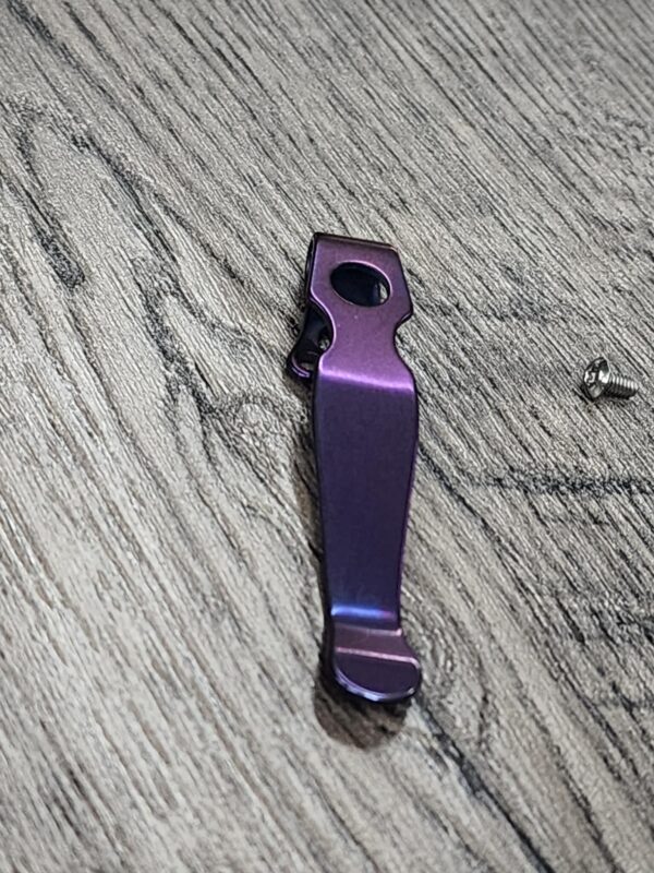 il_fullxfull.7604798619_evjs.jpg Titanium Spyderco Shaman / Bodacious Deep Carry Pocket clip Anodized Purple - LynchNW - MADE IN USA - Edc