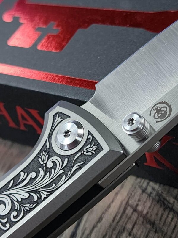 il_fullxfull.7635109544_18cy.jpg Chaves RCK9 Custom Engraved Titanium Knife – Deep Scrollwork – New In Box - EDC