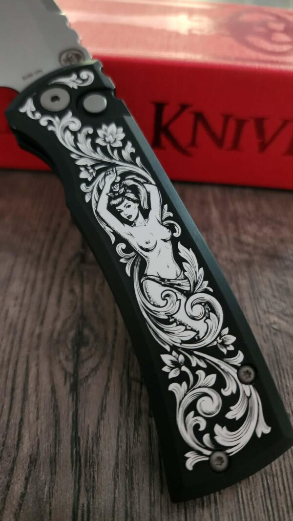 il_fullxfull.8060871766_l1yn.jpg Chaves Knives Pro-Tech Redencion 229 – SW Black – Custom Pin-Up Scroll Engraved Knife – Luxury EDC - Chaves Knives