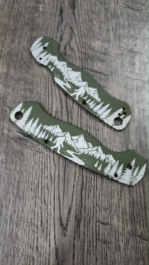 Custom Spyderco PM2 Bigfoot Scales – Custom Engraved Sasquatch Mountain Scene – OD Green Aluminum Loop PM2 Scales – Pacific Northwest EDC