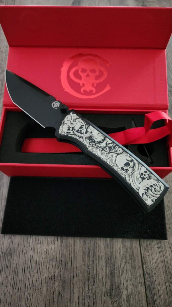Chaves Redencion 229 Framelock Mag Tanto – Black PVD M390 – Custom Japanese Oni, Skull & Wave Engraving