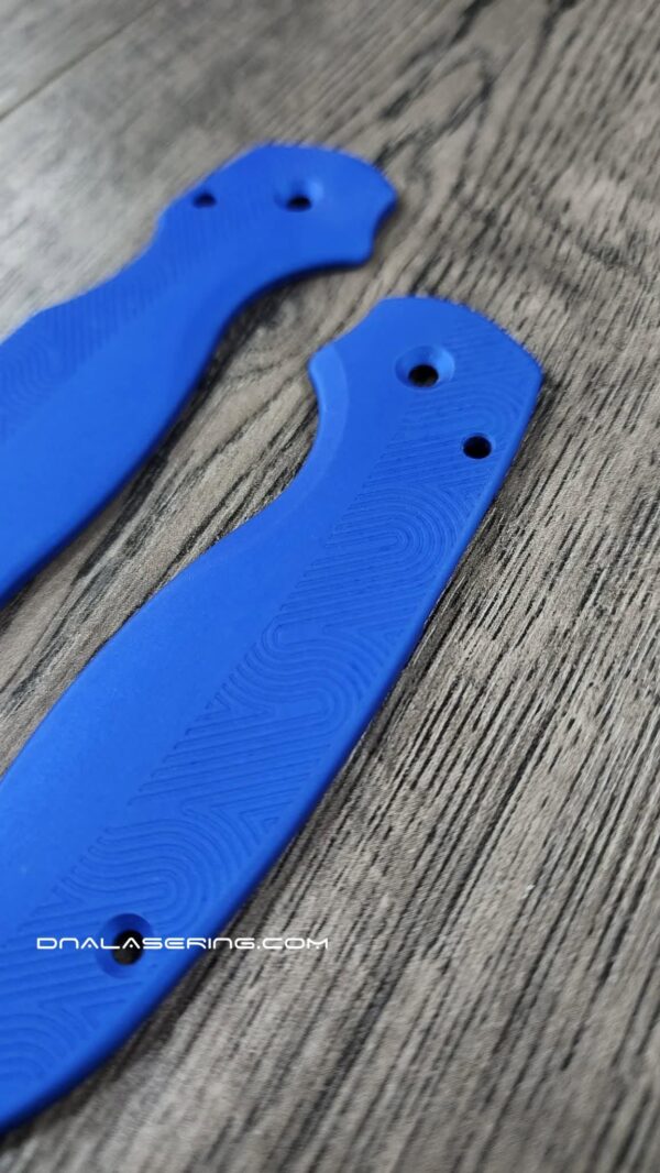 il_fullxfull.8293788750_cpig.jpg Loop Scales - Aluminum - Spyderco Para 3 - Static Blue - PM3 EDC Scales - Flytanium Gear