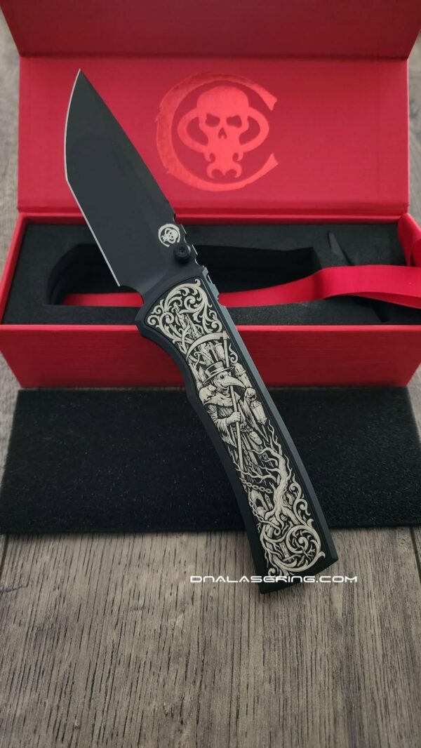 Chaves Redencion 229 Framelock Mag Tanto – Black PVD M390 – Custom Plague Doctor Laser Engraved Scale Insert