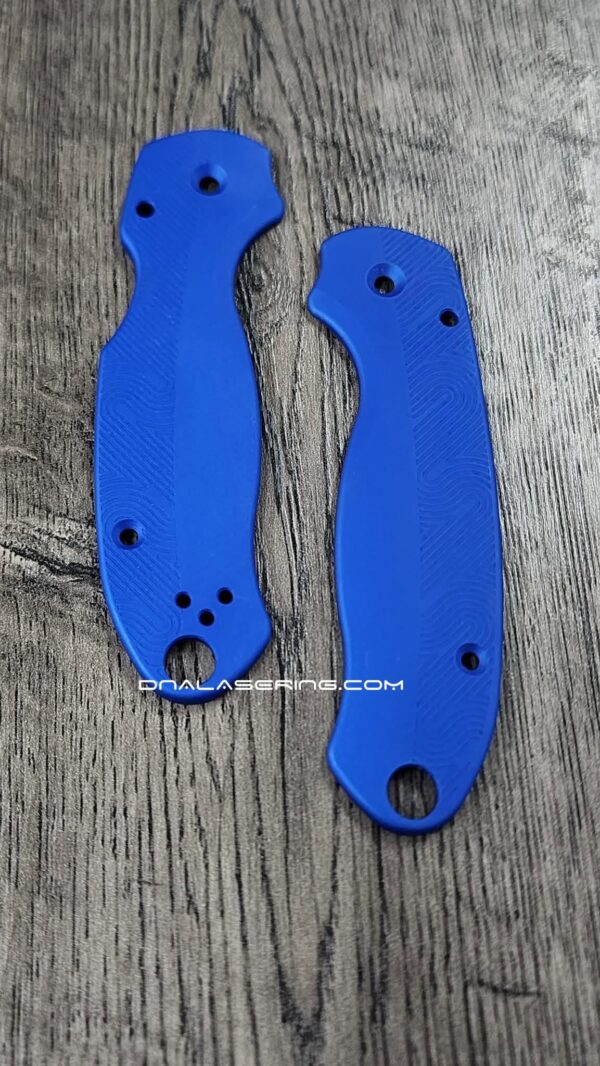 il_fullxfull.8341686233_nx9o.jpg Loop Scales - Aluminum - Spyderco Para 3 - Static Blue - PM3 EDC Scales - Flytanium Gear