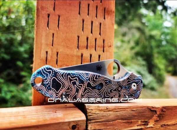 il_fullxfull.4189307052_l2dd.jpg Topographic Lines 2.0 Patina - Spyderco PM3 - Fiber Laser Engraved Copper Knife Scale - Paramilitary 3 Flytanium - Knife & Hardware Optional