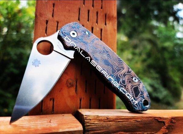 il_fullxfull.4189307166_46zs.jpg Topographic Lines 2.0 Patina - Spyderco PM3 - Fiber Laser Engraved Copper Knife Scale - Paramilitary 3 Flytanium - Knife & Hardware Optional