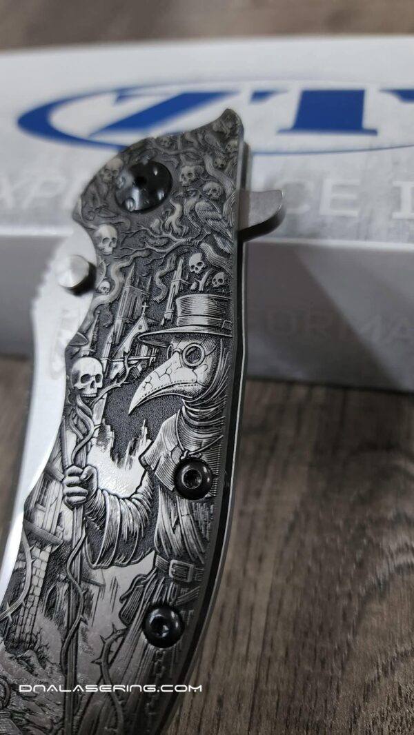 il_fullxfull.8400859077_jx61.jpg Plague Doctor - ZT Hinderer Slicer Framelock - Deep Relief Fiber Laser Engraving - EDC Knife - NIB
