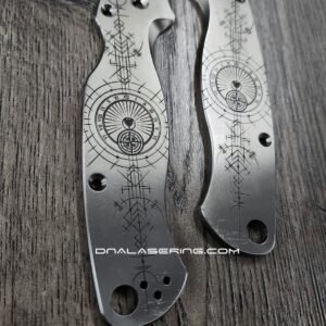 BLEMISH - Spyderco PM2 - Titanium Paramilitary 2 Scales - Vegvisir Norse Laser Engraving