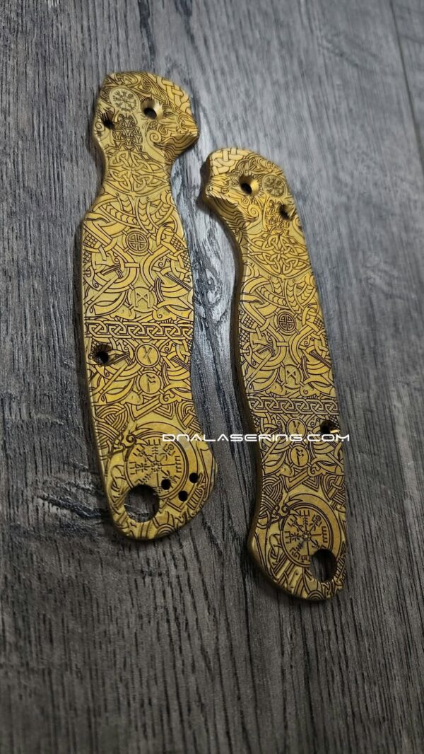 BLEMISH - Spyderco PM2 - Brass Paramilitary 2 Scales - Viking Runes Relief Laser Engraving