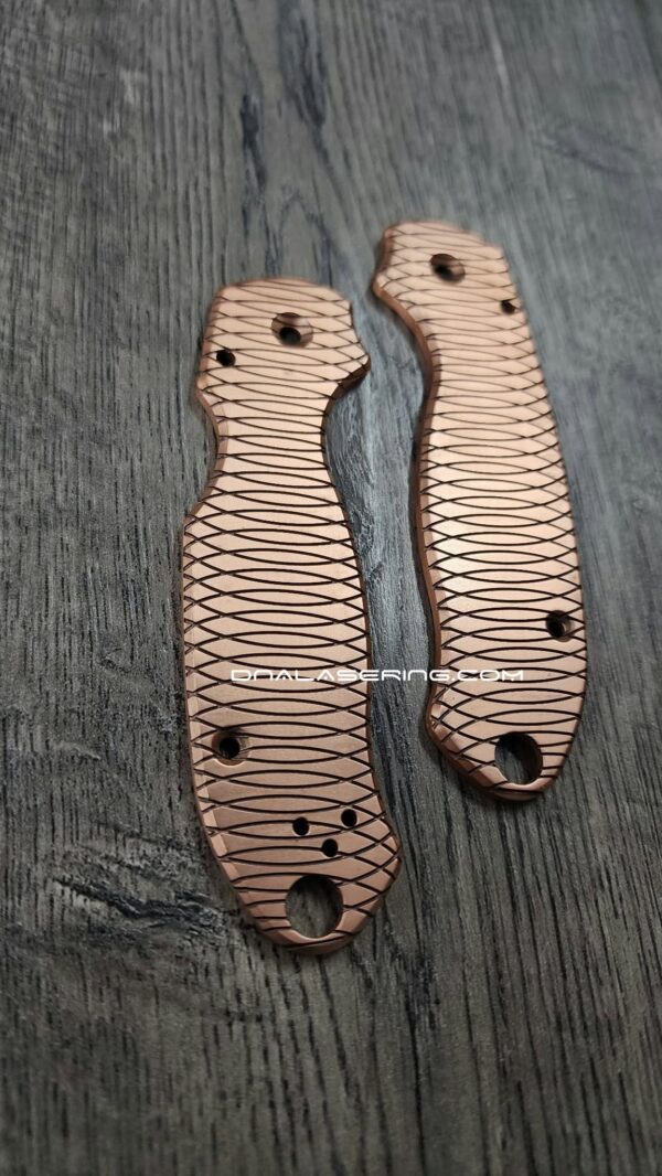 BLEM - PM3 copper dual ping relief BLEMISH - Spyderco PM3 - Copper Para 3 Scales - Dual Ping Pattern - Relief Laser Engraving