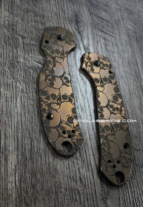 BLEMISH - Spyderco PM3 Skinny - Titanium Para 3 Scales - Bronze Anodized - Skulls Relief Laser Engraving